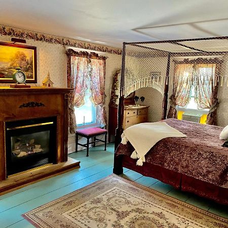 The Bella Ella Bed And Breakfast Canandaigua Ngoại thất bức ảnh
