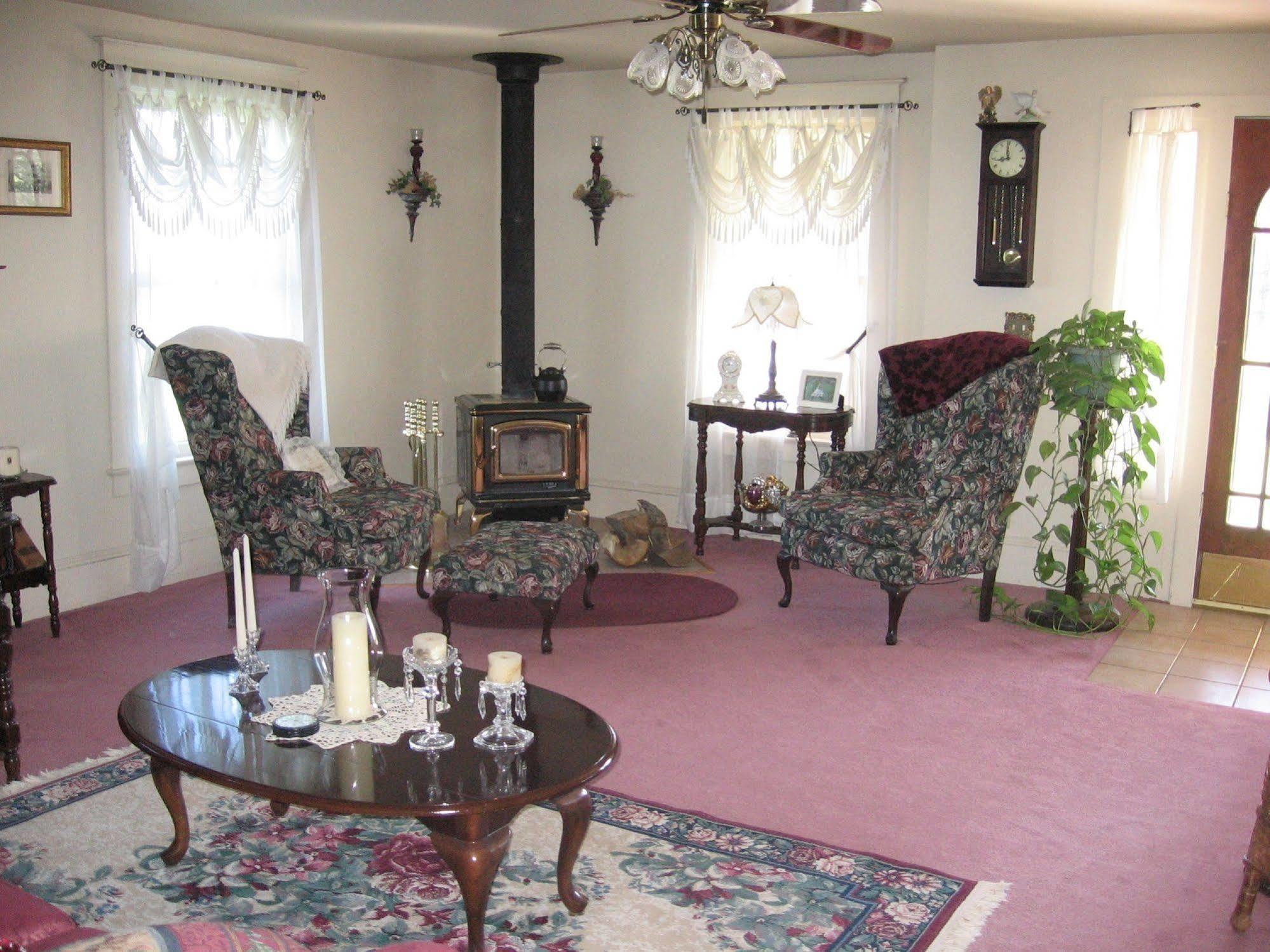 The Bella Ella Bed And Breakfast Canandaigua Ngoại thất bức ảnh
